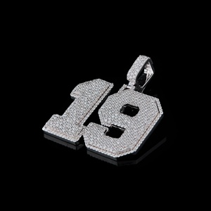 Collier pendentif numéro serti de micro-pavés de moissanite, bijou personnalisé, cadeau - Product Image 1