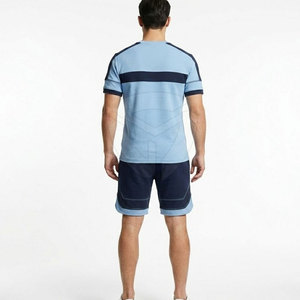 Ensemble t-shirt et short décontracté moderne pour homme, tissu doux au toucher, conçu pour le confort estival, les voyages et la maison - Product Image 2