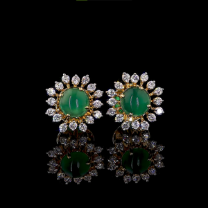 ต่างหูแบบติดหูประดับกรีนออนิกซ์และเพชรทรงรัศมีสีทอง |   เครื่องประดับอัญมณีชั้นสูง |   ผู้ผลิต OEM ODM - Product Image 1