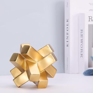 Escultura de Nudo Dorado Hecha a Mano, Adorno Decorativo de Metal Moderno para Mesa, Decoración para el Hogar, Adorno para Sala de Estar, Oficina o Estante - Product Image 3