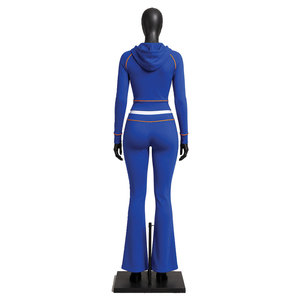 Custom <b>Women's</b> Green <b>Velour</b> <b>Tracksuit</b> Set Zip Jacket Flare Pants Fashion Lounge wear Custom Logo Wholesale Private Label Apparel - Product Image 2