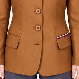 Chaqueta Ecuestre Color Camel para Mujer, Corte Entallado, Blazer Elegante para Montar a Caballo, Abrigo para Competencia Ecuestre, Venta al Por Mayor Personalizada - Product Image 5