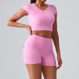 Ensemble de yoga pour femmes en gros – Tenue de sport d'extérieur en Spandex et Polyester, legging et short unis à devant uni - Product Image 3