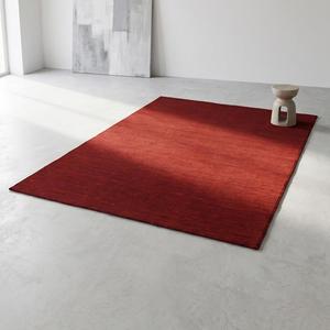 Tapis de luxe en laine rouge unie noué à la main avec motif floral classique pour salon et chambre à coucher - Product Image 1