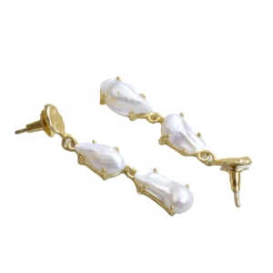 Boucles d'oreilles en laiton à la mode, vente en gros, boucles d'oreilles en perles et pierres organiques, finition plaquée or 18 carats, design bohème chic, qualité d'exportation en gros - Product Image 4