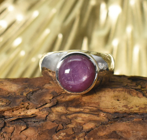 Anillo de Rubí Natural Cabujón, Anillo de Rubí de Plata de Ley 925, Anillo de Rubí para el Mes de Julio, Anillo de Rubí para Cóctel, Anillo de Rubí Audaz para Aniversario - Product Image 1