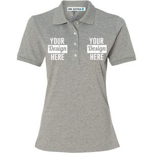 Bordado de textos de logotipo 437WR de mujer personalizado para polos con diseño SpotShield 2025 - Product Image 1