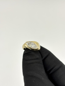 Bague en diamant de culture en or jaune 14K ou 18K |   Diamant Marquise avec accents baguette |   Bijoux fins pour femmes, bijoux de fiançailles - Product Image 2