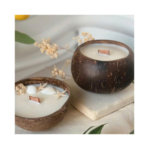 Velas de Cáscara de Coco Pura, Velas Aromáticas de Cera de Soja Natural con Mecha de Madera, Adorno para el Hogar, Venta al por Mayor a Precio de Fábrica - Product Image 1