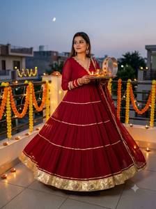 Robe longue plissée rouge à volants, ensemble Lehenga Choli ethnique brodé à col en V, en polyester à séchage rapide pour mariage, fête, Diwali - Product Image 5