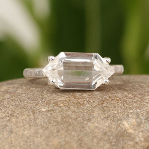 Bague tendance en argent sterling 925, forme hexagonale 8x16mm, sertie de quartz cristal clair, bijou chrétien délicat et élégant - Product Image 1