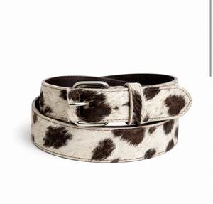 FAZMAX CORPORATION Cinturón Vintage de Cuero Vacuno con Estampado Termotransferible, Hebilla Rectangular con Diseño Animal, Herrajes Plateados, 3.5cm de Ancho - Product Image 1