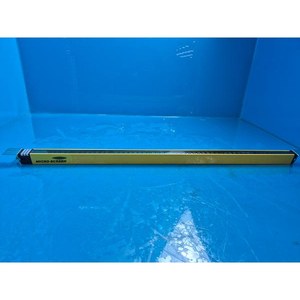 BANNER USE2824YP2 ไฟแถบ LED อุตสาหกรรม ใช้เป็นอะไหล่อุปกรณ์เซมิคอนดักเตอร์รุ่นเก่า - Product Image 1