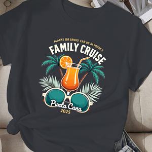 Camiseta cómoda para mujer Cocktail Family Cruise Punta Cana 2025 - Product Image 3