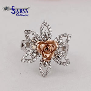 แหวนมอสซาไนต์ลายดอกไม้หรูหราสำหรับผู้หญิง เงินแท้ 925 ชุบทองคำสีกุหลาบ ดีไซน์ดอกไม้ แหวนดีไซน์โดดเด่น - Product Image 1
