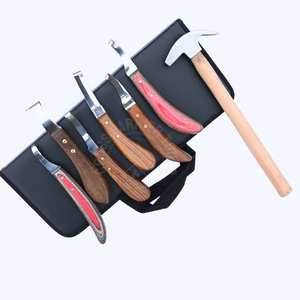 Juego de herramientas profesionales para herrador de caballos con cuchillo clásico para pezuñas, martillo de herrador, hoja de corte afilada y cuchillo de bucle desmontable - Product Image 1