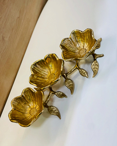 Bol de service artisanal en aluminium moulé pour des présentations de table traditionnelles et modernes, mettant en valeur une maîtrise artisanale du métal et un look élégant - Product Image 4