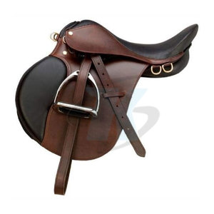 Silla de Montar Ajustable con Asiento Ergonómico y Construcción de Cuero Resistente para el Rendimiento Ecuestre Diario - Product Image 3
