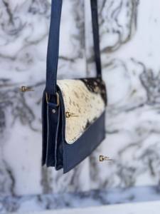 กระเป๋าหนังแท้ลายเมทัลลิกสไตล์ตะวันตกแบบใหม่ล่าสุด กระเป๋าสะพายไหล่สไตล์ยิปซี โบโฮ วินเทจ ทำมือ ใช้ได้หลากหลายรูปแบบ - Product Image 2