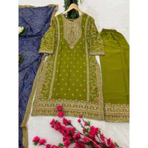 Ensemble haut-bas Designer Bridal Party Wear avec belle Dupatta - Product Image 3