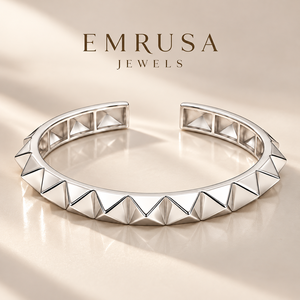 Bracelet manchette à pointes pyramidales en argent sterling 925 – Bijou audacieux clouté et tendance - Product Image 6
