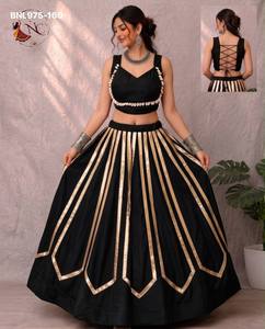 Nuevo lehenga de rayón con diseño Gota Patti y vuelo completo - Trabajo artesanal Kodi y blusa elegante a juego. Proveedor indio. - Product Image 2