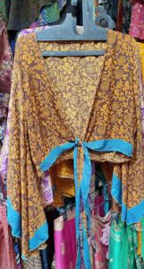 Ensemble de vêtements en soie écologique polyvalent en deux pièces, respirant, haut à manches longues imprimé ample, pantalon à jambes larges à franges pour femmes - Product Image 5