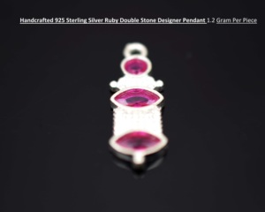 Colgante de Plata de Ley 925 con Tres Rubíes, Estilo Bohemio, Hecho a Mano, Joyería para Mujer para Fiestas y Eventos - Product Image 2