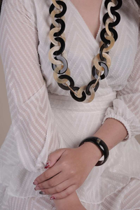 Collar de cadena de cuerno ecológico de la mejor calidad, amuleto etéreo hecho a mano con cuerno natural de forma natural por blossom craft india - Product Image 3