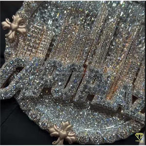 Collier pendentif personnalisé de créateur avec finition en pierre effet diamant haute brillance - Product Image 5