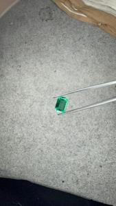 Émeraude naturelle de 2,07 carats certifiée GIA, provenant de la mine de Zambie, taille octogonale à facettes, pierre précieuse verte en vrac pour bijoux de luxe sur mesure - Product Image 4