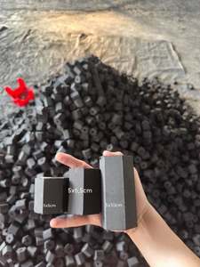 Briquettes de charbon de bois hexagonales 100 % naturelles en bois dur, fabriquées à la machine, 80-90 % de carbone fixe, faible fumée et cendres, durée de combustion de 4 à 6 heures - Product Image 1