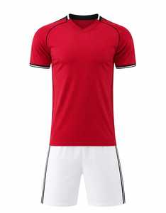 เสื้อฟุตบอลผู้ชายสีแดงพร้อมกางเกงขาสั้นสีขาว ชุดทีมผู้ใหญ่ ผ้าโพลีเอสเตอร์ ระบายอากาศได้ดี - Product Image 1