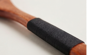Ensemble de couverts en bois faits à la main avec finition naturelle, parfait pour les restaurants, les mariages, les événements et la présentation des desserts. - Product Image 2