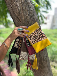 Nueva y elegante bolsa de borlas de cuero con estampado de animales reciclados, tarjeteros de cuero de piel personalizados únicos, carteras de moda para mujer - Product Image 5