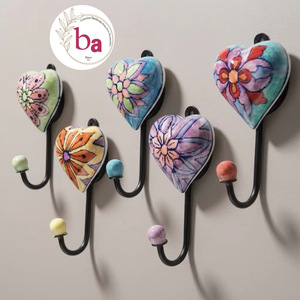 Ba Handmade Ceramic Heart Wall Hooks Floral Design Waterproof Eco-Friendly Vintage Self-adhesive Luxurious Decorative Hook Rails - Product Image 3