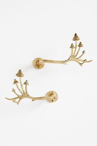 Best Seller Hand Holding Flower <b>Wall</b> Hook Decorative Brass Coat Hook Vintage Home Decor Entryway Organizer Storage - Product Image 2
