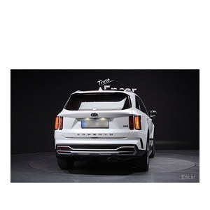 Kia Sorento 2.5T Gasolina 2WD Euro V 2021, 77,282 km, Asientos de Cuero, Cámara Trasera, Volante a la Izquierda - Product Image 4