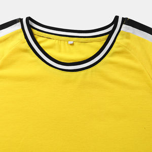 Camiseta de Diseño Único con Tela Cómoda y Estampado de Logotipo Personalizado en Color Amarillo para Hombre, Manga Corta - Product Image 5