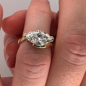 Bague solitaire East West Diamond, diamant de 2 carats de forme marquise, diamant de laboratoire, fiançailles, or jaune 14 carats - Product Image 5