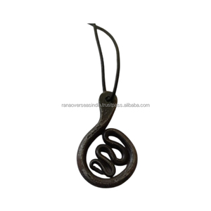 Collier Pendentif en Métal Moderne de Haute Qualité, Élégant et Durable, Charme Personnalisé, Logo Unique, Designs et Finitions pour un Usage Quotidien, Art - Product Image 6