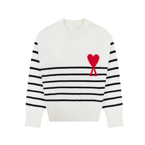 Pull en tricot rayé pour femme de marque avec broderie cœur rouge, col rabattu oversize, idéal pour l'automne - Product Image 5