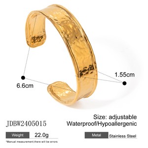 Brazalete de Acero Inoxidable con Baño de Oro 18K, Estilo Hip Hop Europeo Americano, Diseño Irregular Martillado Ondulado, para Mujer, Estilo Punk, Ideal para Fiestas - Product Image 3