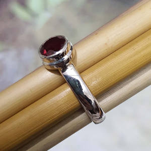 Anillo Fino de Plata de Ley 925 Hecho a Mano con Moissanita Roja de Alta Calidad, Diseño Clásico Original, Joyería para Hombre y Mujer, Venta al por Mayor - Product Image 4