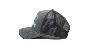 Gorra Trucker Gris Jaspeado con Bordado Personalizado, 5 Paneles, Malla Transpirable en la Parte Trasera, para Adultos, Equipo para Exteriores, Producida en Fábrica de Vietnam - Product Image 2