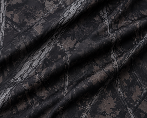 กางเกงขาสั้นชายลายพรางสีดำแบบ Woodland Camo แห้งเร็ว ยืดหยุ่นได้ เหมาะสำหรับเล่นเซิร์ฟ ว่ายน้ำ มีกระเป๋าข้าง พร้อมโลโก้สั่งทำพิเศษ กางเกงชายหาดสำหรับเล่นกีฬาทางน้ำ - Product Image 5
