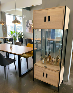 Meuble vitrine moderne TMG avec porte en verre et rangement en bois pour l'affichage des bouteilles de vin dans les restaurants et les bars à domicile - Product Image 5