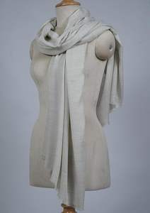 Écharpe en cachemire VIC, laine fine, unie, douce, couleur unie, 70x200 cm, luxueuse, légère, respirante - Product Image 3