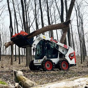 Pinza a scheletro per skid steer da 72 pollici, attacco universale, apertura braccio 34 pollici, spaziatura denti 3 pollici, capacità di carico 2600 libbre, TMG SG73 - Product Image 3