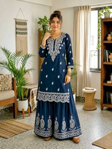 Conjunto de Kurta Sharara Bordado para Mujer, Ropa Étnica de Diseñador, Ropa de Fiesta, Traje Tradicional Indio Salwar con Bordado Blanco Intenso - Product Image 5